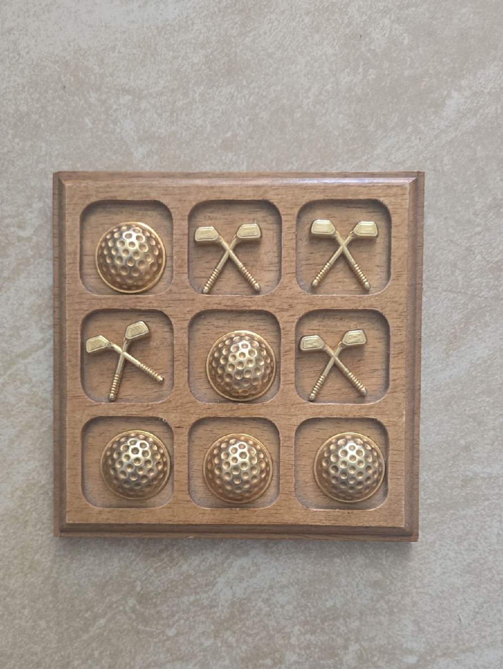 Vintage Wooden Tic Tac Toe – Gold Golf Theme